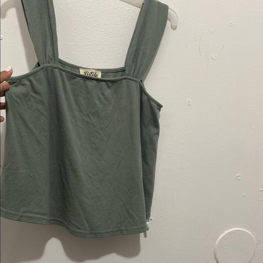 Top and bottom green set